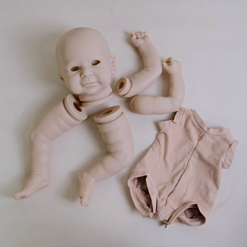 طقم دمية ريبورن جديدة مقاس 19  - مراجعة Zoe Baby Products وسعره